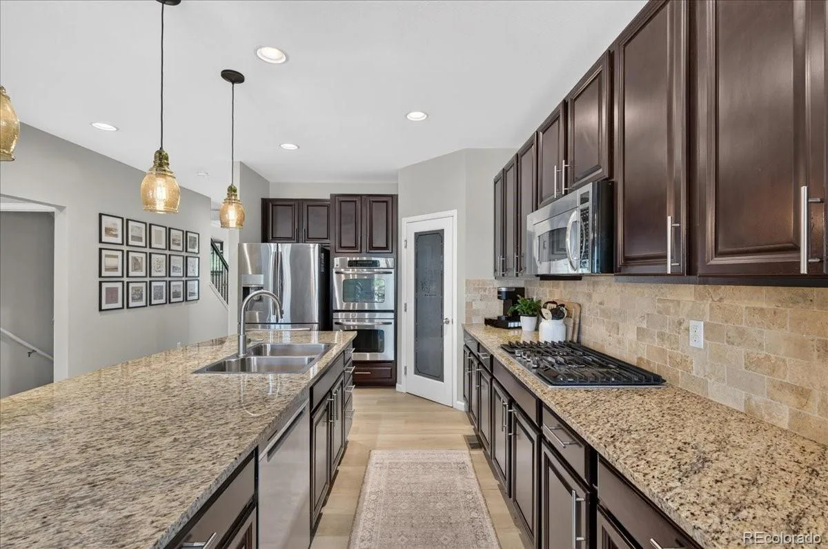 5682 S Flat Rock Way Aurora CO 80016 | MLS #REC6669858 08242026013259 1200 12
