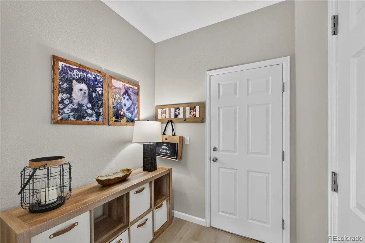 5682 S Flat Rock Way Aurora CO 80016 | MLS #REC6669858 08242026013259 1200 15