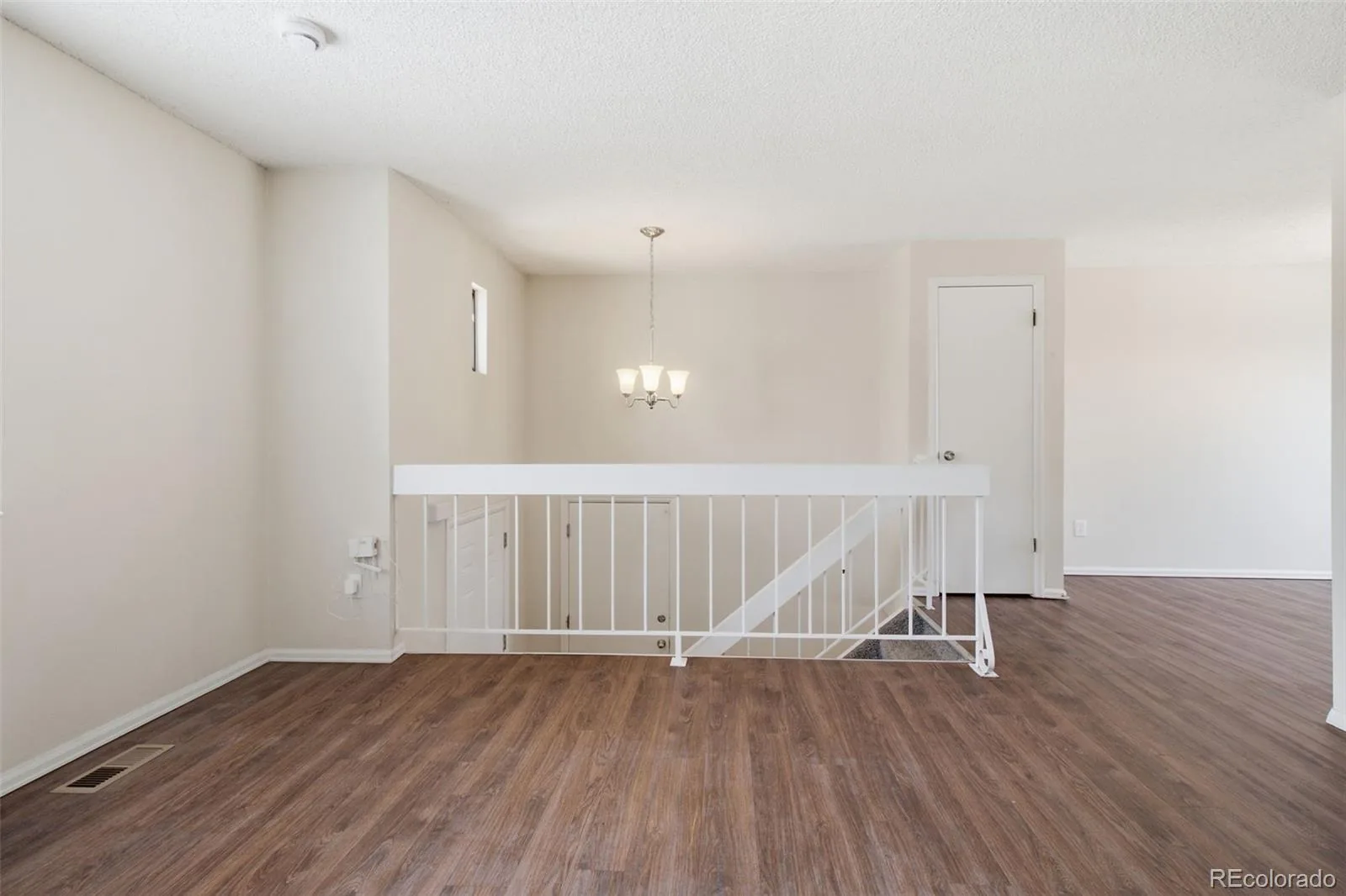 9525 W David Avenue Littleton CO 80128 | MLS #REC6670938 07152026082217 1600 1