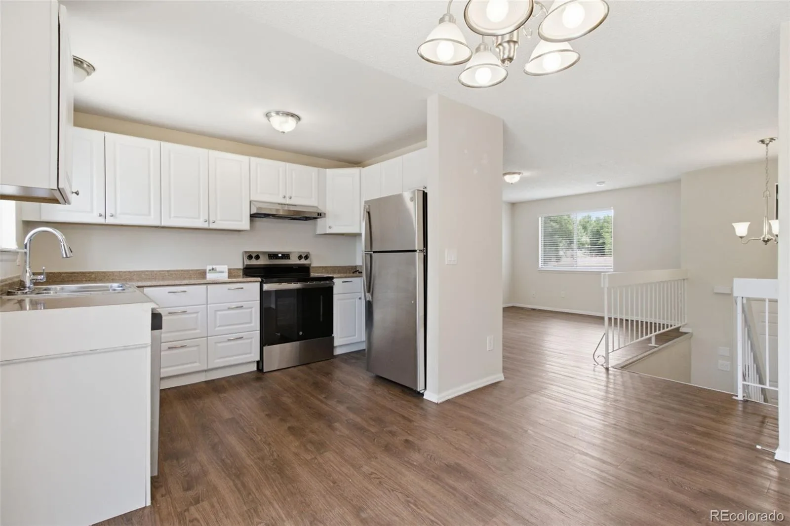 9525 W David Avenue Littleton CO 80128 | MLS #REC6670938 07152026082217 1600 12