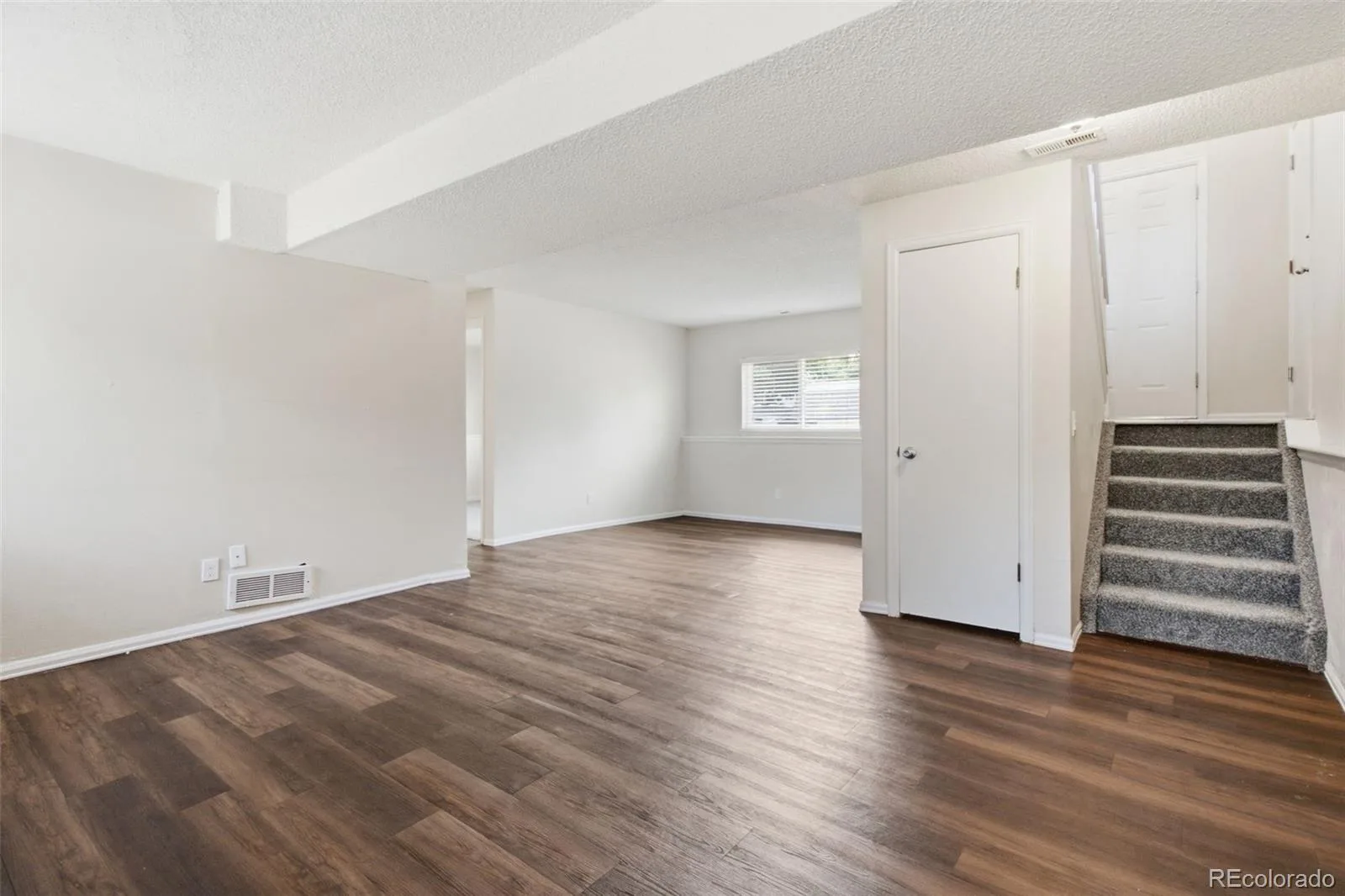 9525 W David Avenue Littleton CO 80128 | MLS #REC6670938 07152026082217 1600 15