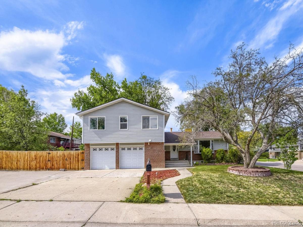 7047 W 62nd Place Arvada CO 80003 | MLS #REC6671593 MLS #REC6671593 image #0