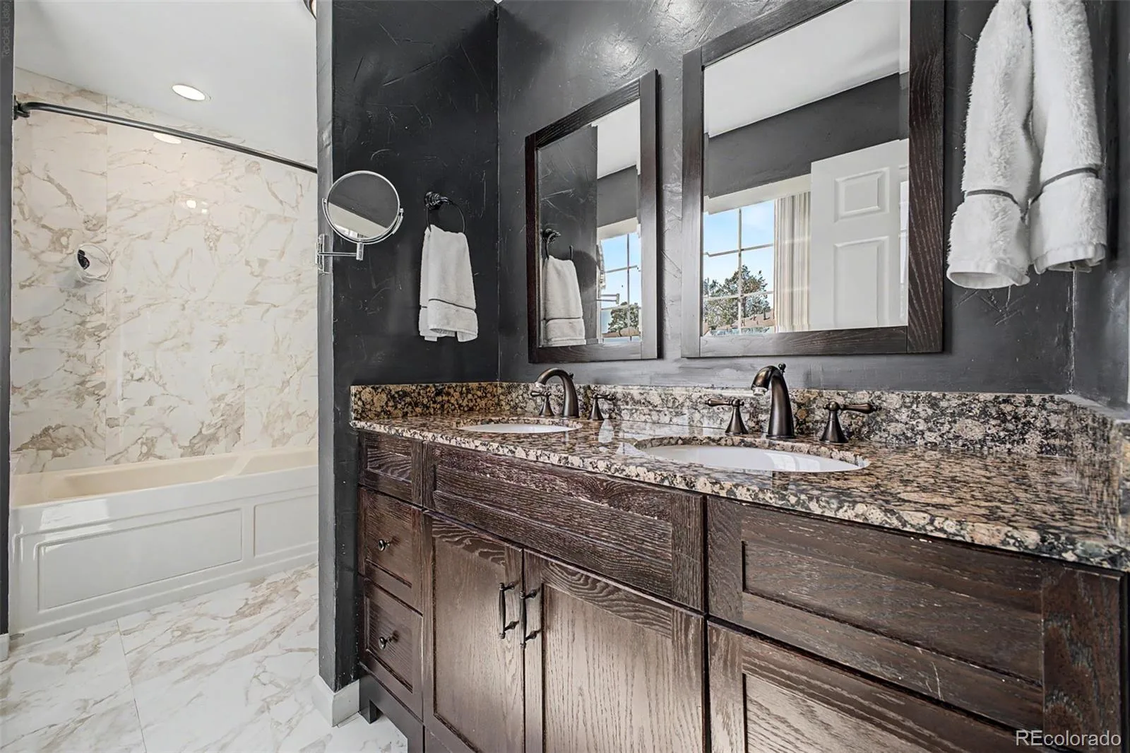 1955 S Xanadu Way Aurora CO 80014 | MLS #REC6671890 08092026143334 1600 13
