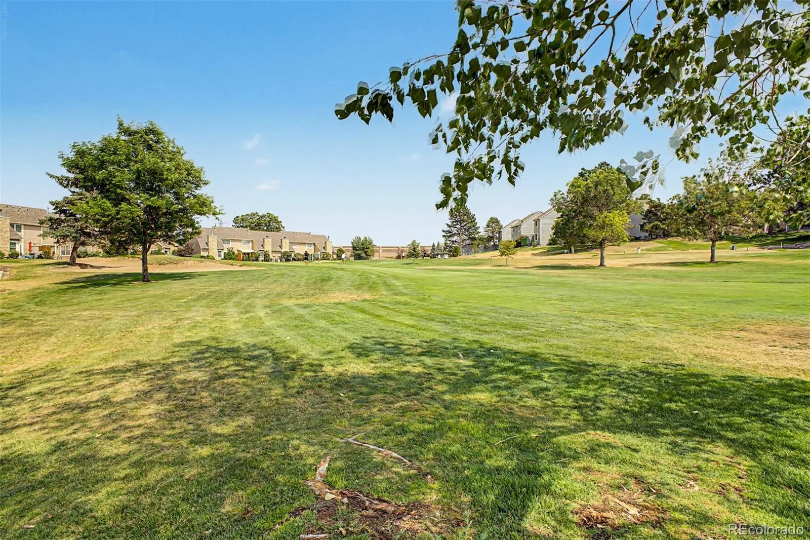 1955 S Xanadu Way Aurora CO 80014 | MLS #REC6671890 08092026143334 1600 35