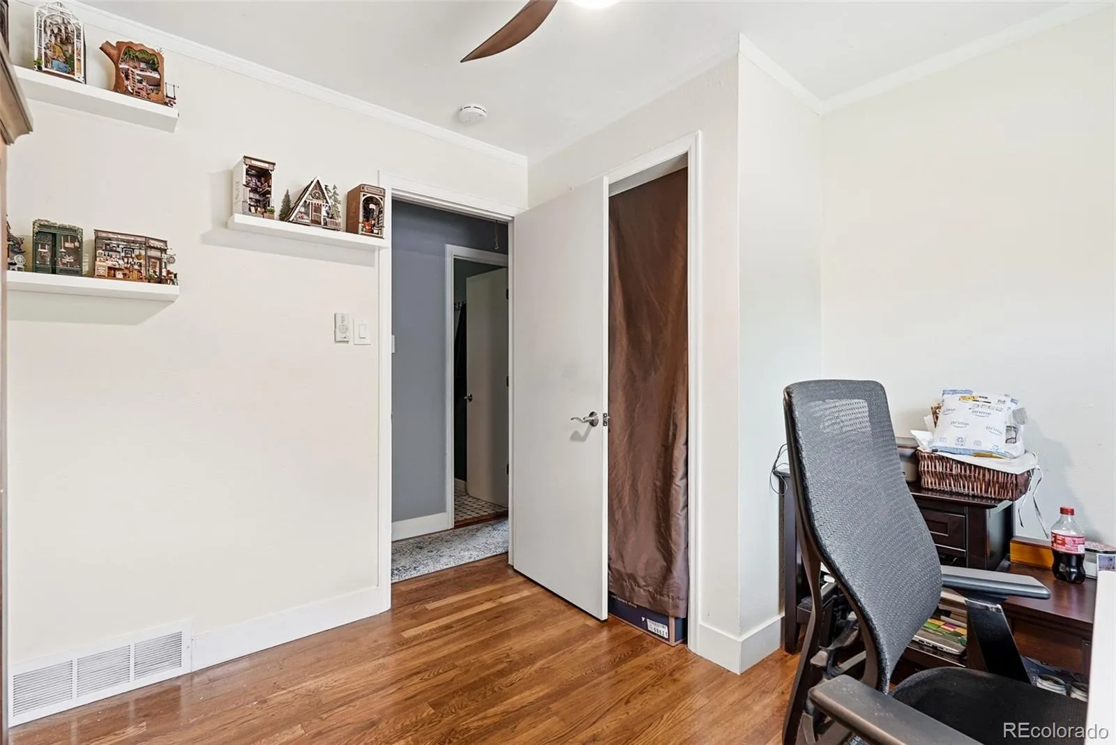 4890 E Arizona Avenue Denver CO 80246 | MLS #REC6673199 08122026145615 1600 20