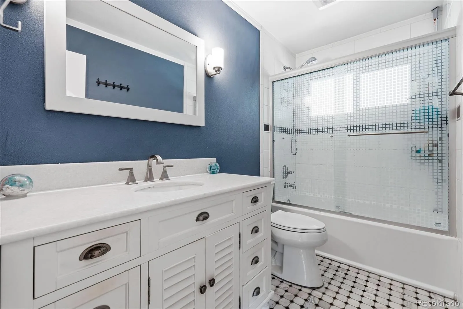 4890 E Arizona Avenue Denver CO 80246 | MLS #REC6673199 08122026145615 1600 24