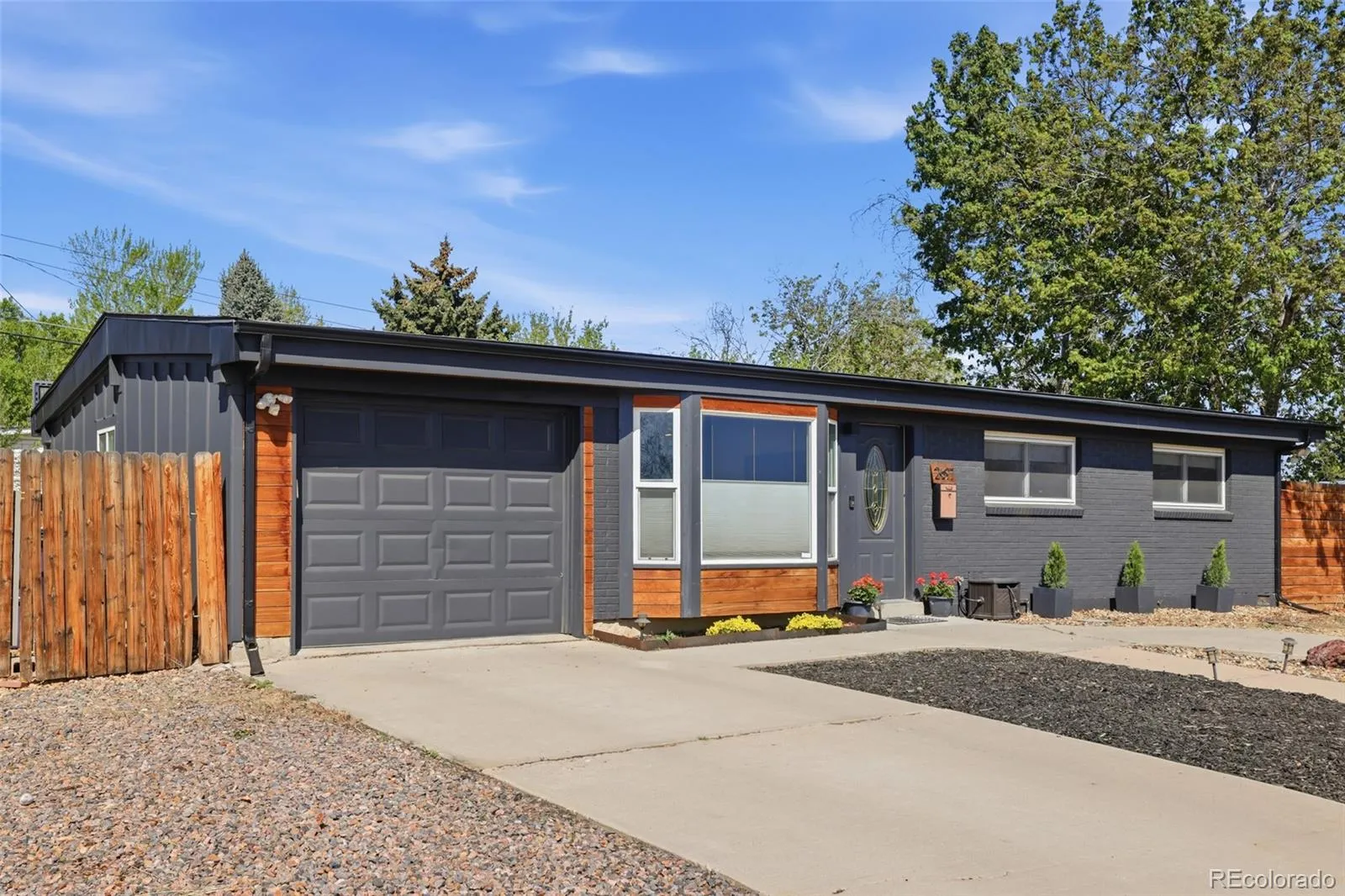 04212026193953 1600 2