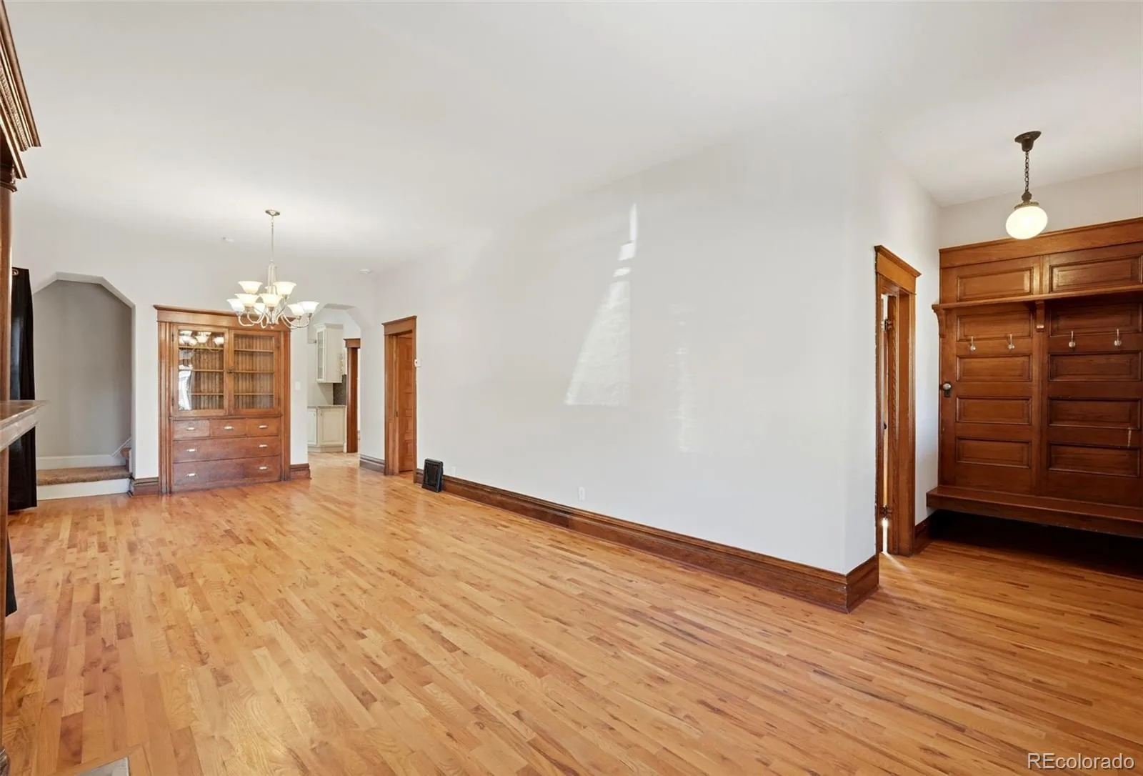 400 S Sherman Street Denver CO 80209 | MLS #REC6678101 10092026014859 1600 1