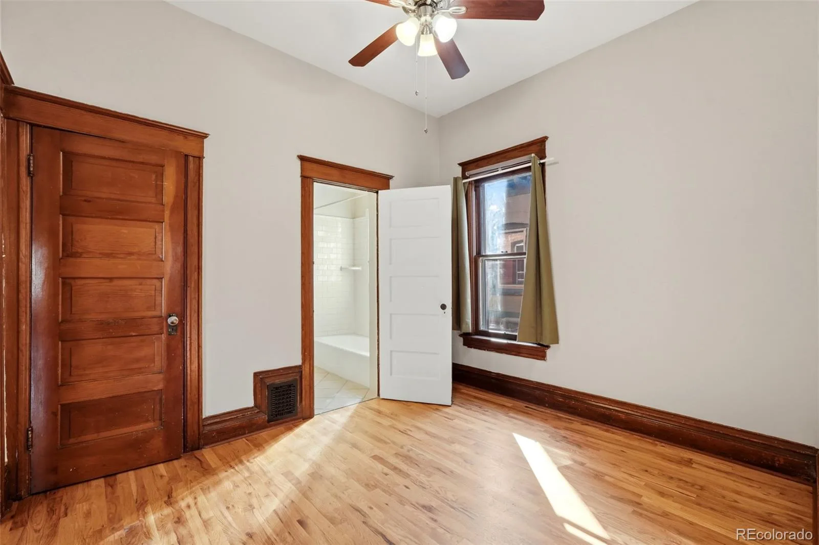 400 S Sherman Street Denver CO 80209 | MLS #REC6678101 10092026014859 1600 12