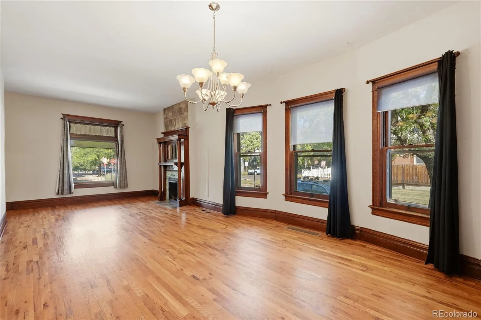 400 S Sherman Street Denver CO 80209 | MLS #REC6678101 10092026014859 1600 3