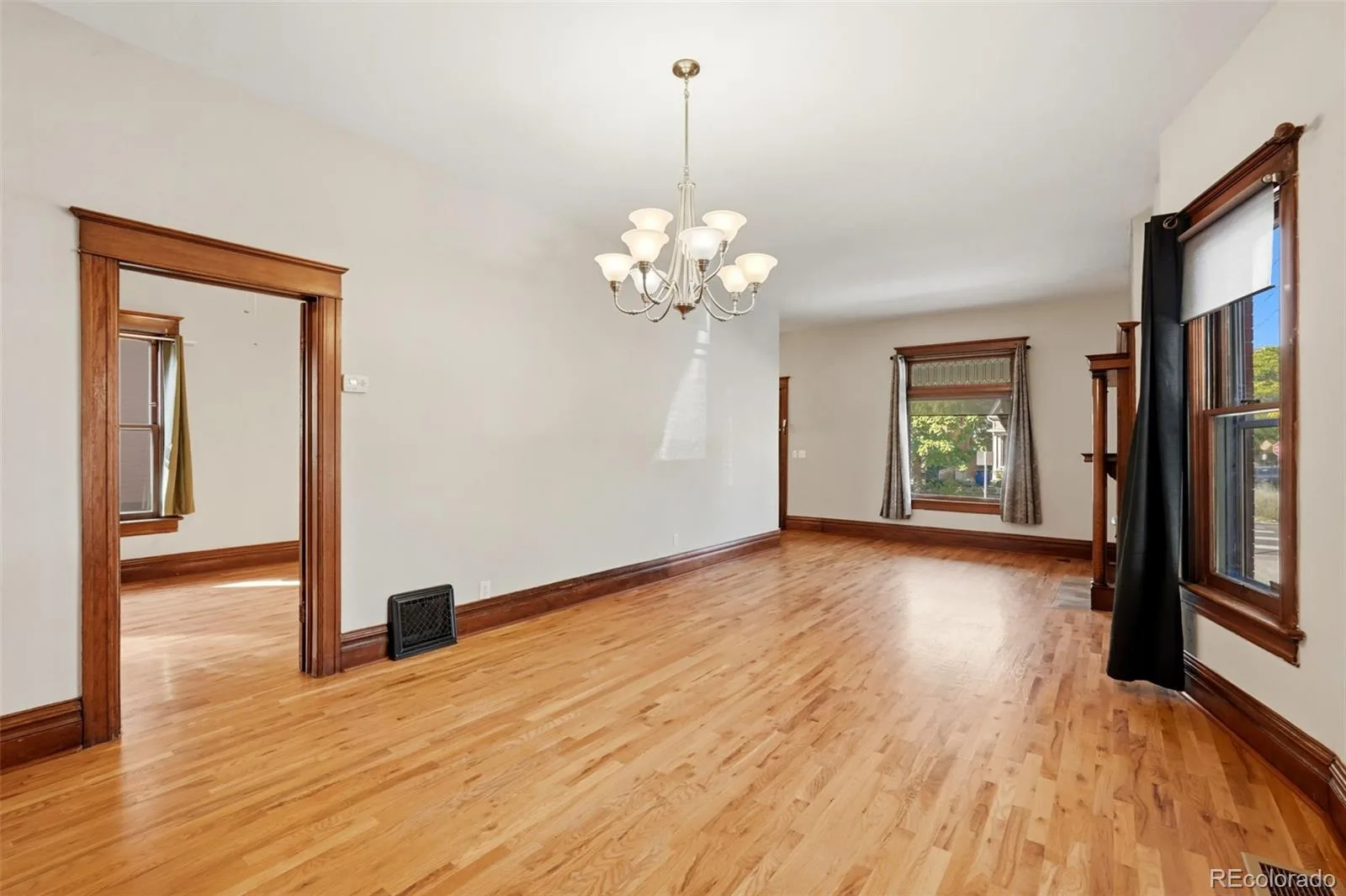 400 S Sherman Street Denver CO 80209 | MLS #REC6678101 10092026014859 1600 4