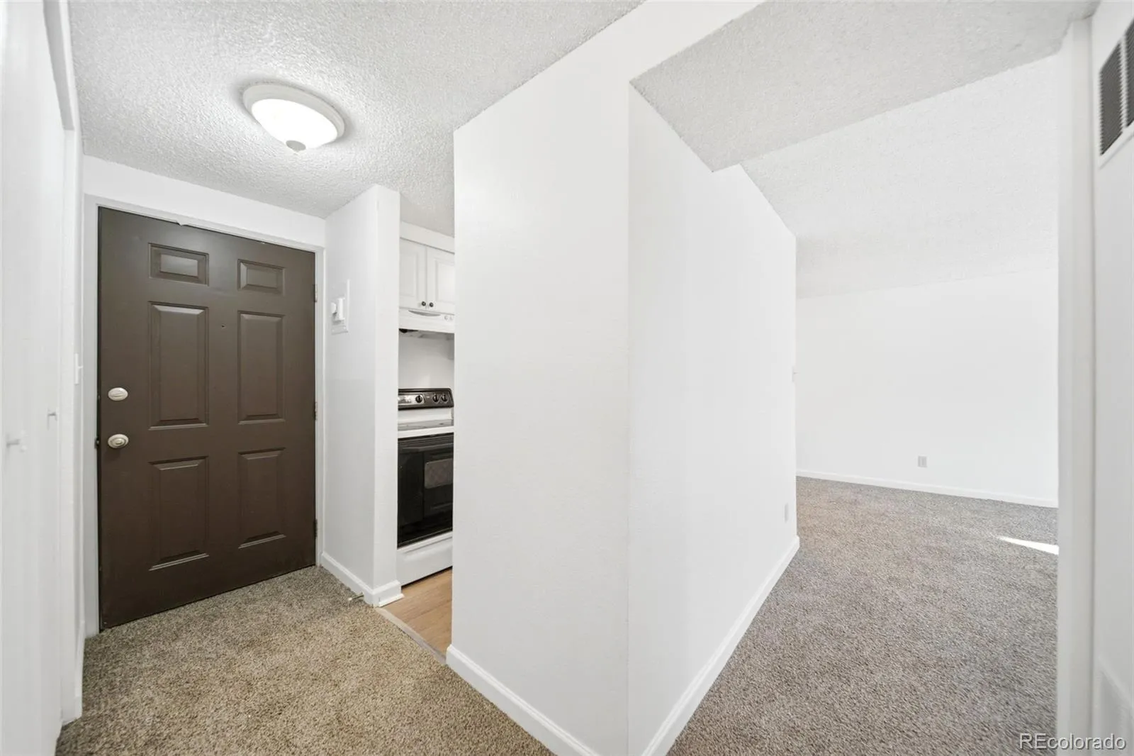 190 E Highline Circle #107 Centennial CO 80122 MLS #REC6680267 04072026172125 1600 2