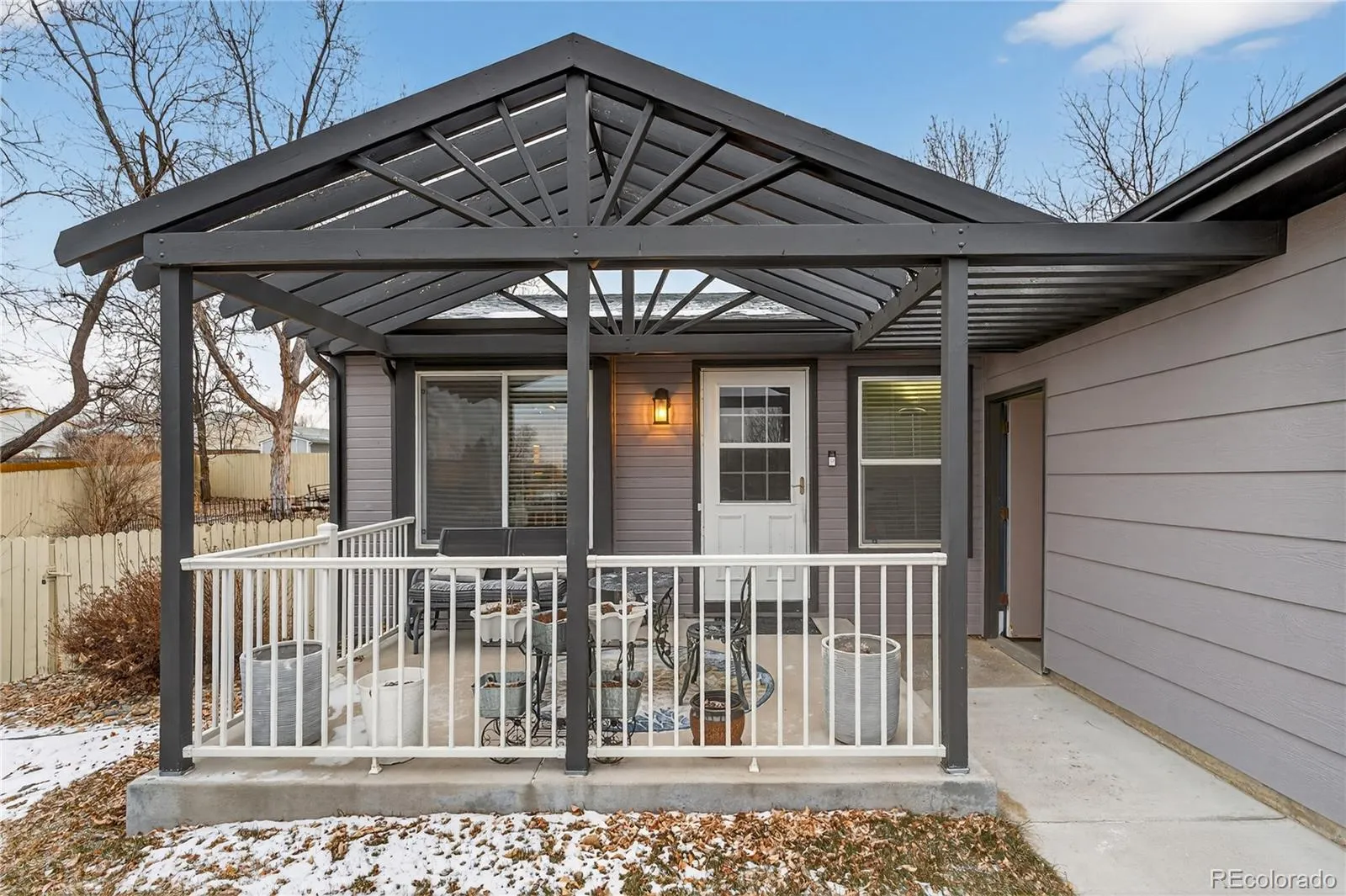 04102026152543 1600 1