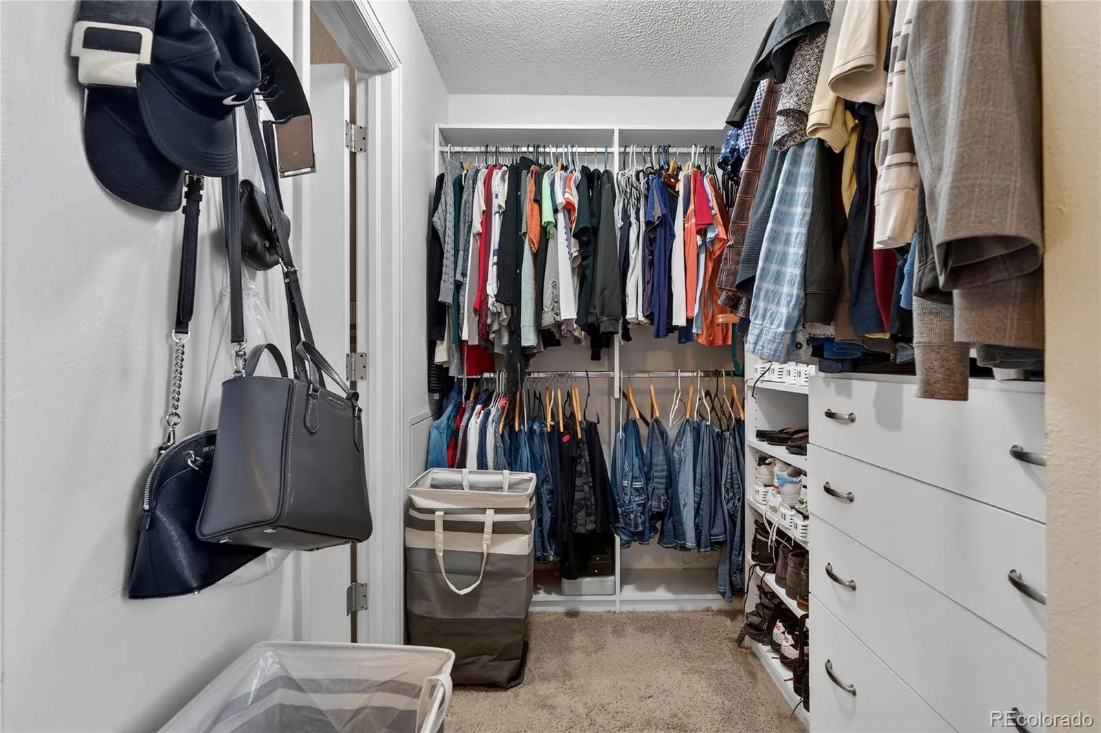 04102026152543 1600 15