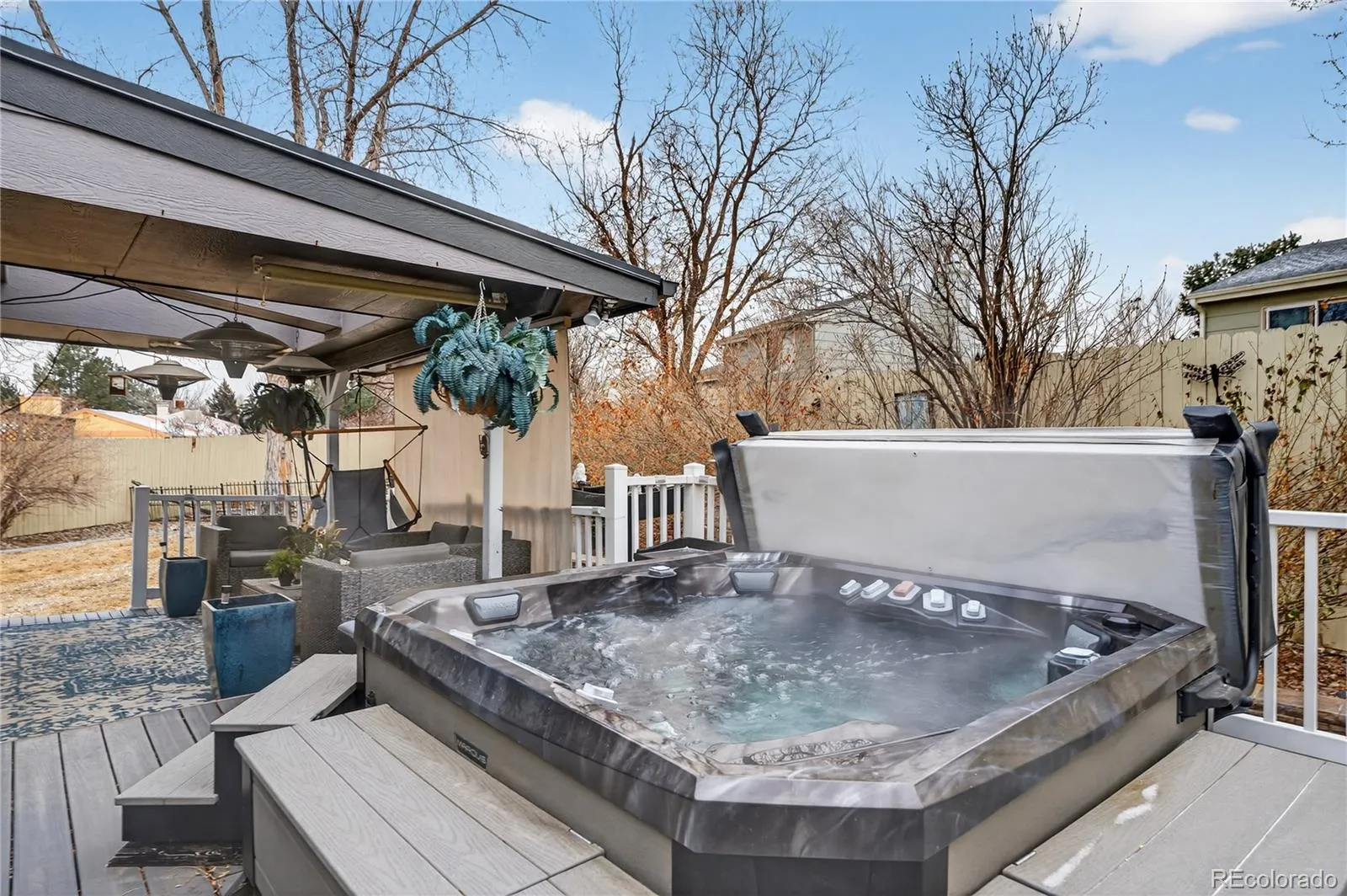 04102026152543 1600 30