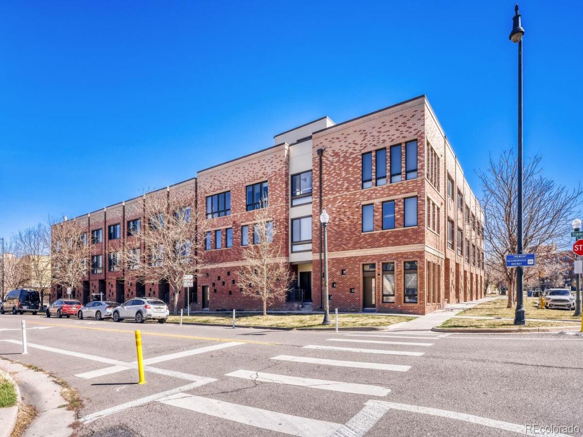 2200 Tremont Place #3 Denver CO 80205 | MLS #REC6681937 MLS #REC6681937 image #0