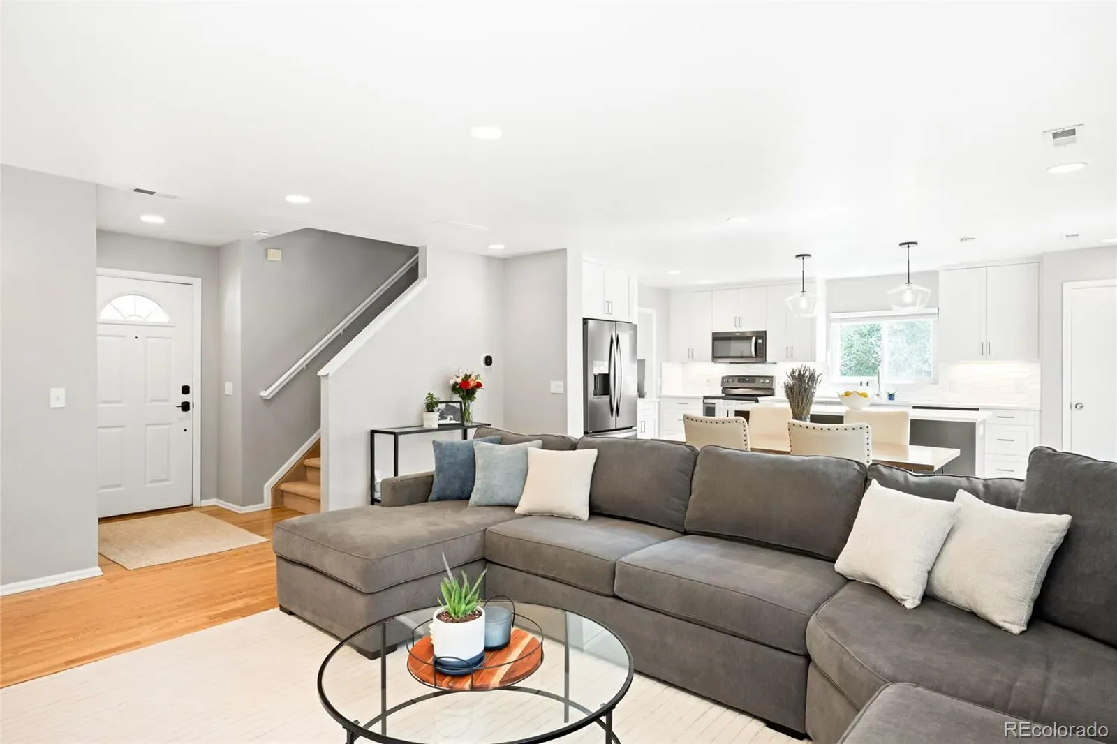 03172026020302 1600 10