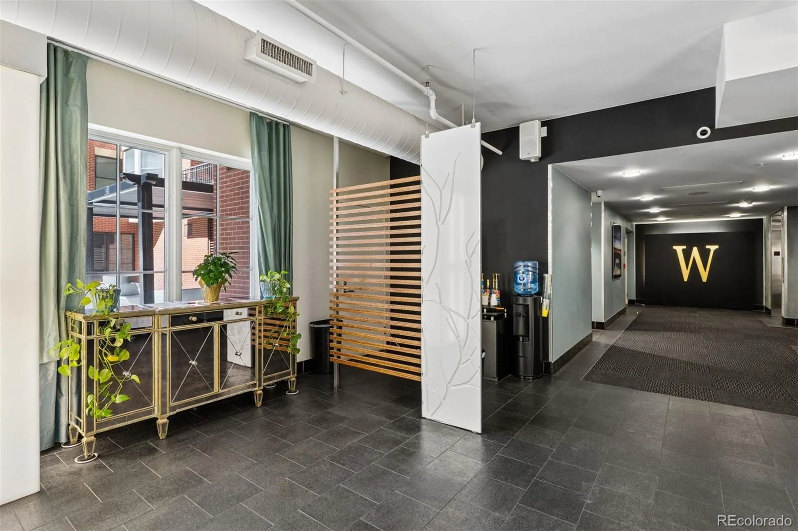 410 Acoma Street #305 Denver CO 80204 | MLS #REC6684331 09252026175541 1600 27