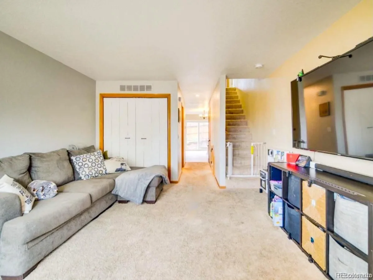 2108 Oakcrest Circle Castle Rock CO 80104 | MLS #REC6684470 07142026191354 1200 3