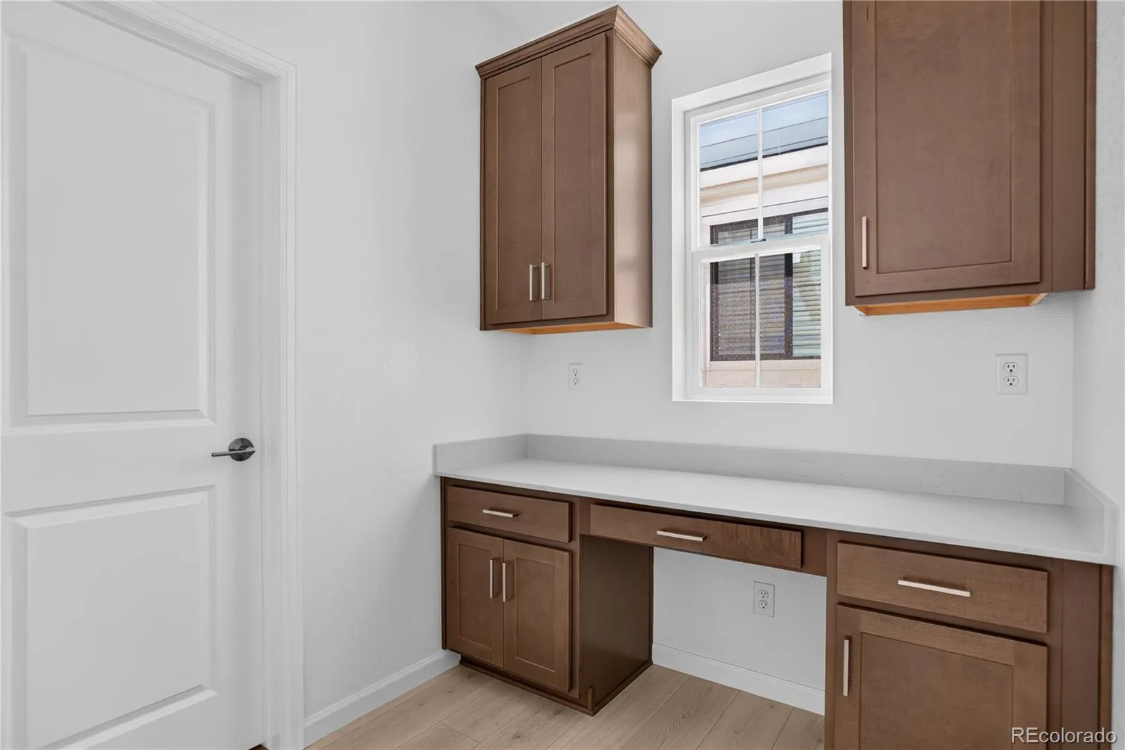 8722 Whiteclover Street Littleton CO 80125 | MLS #REC6684961 06242026234515 1600 11