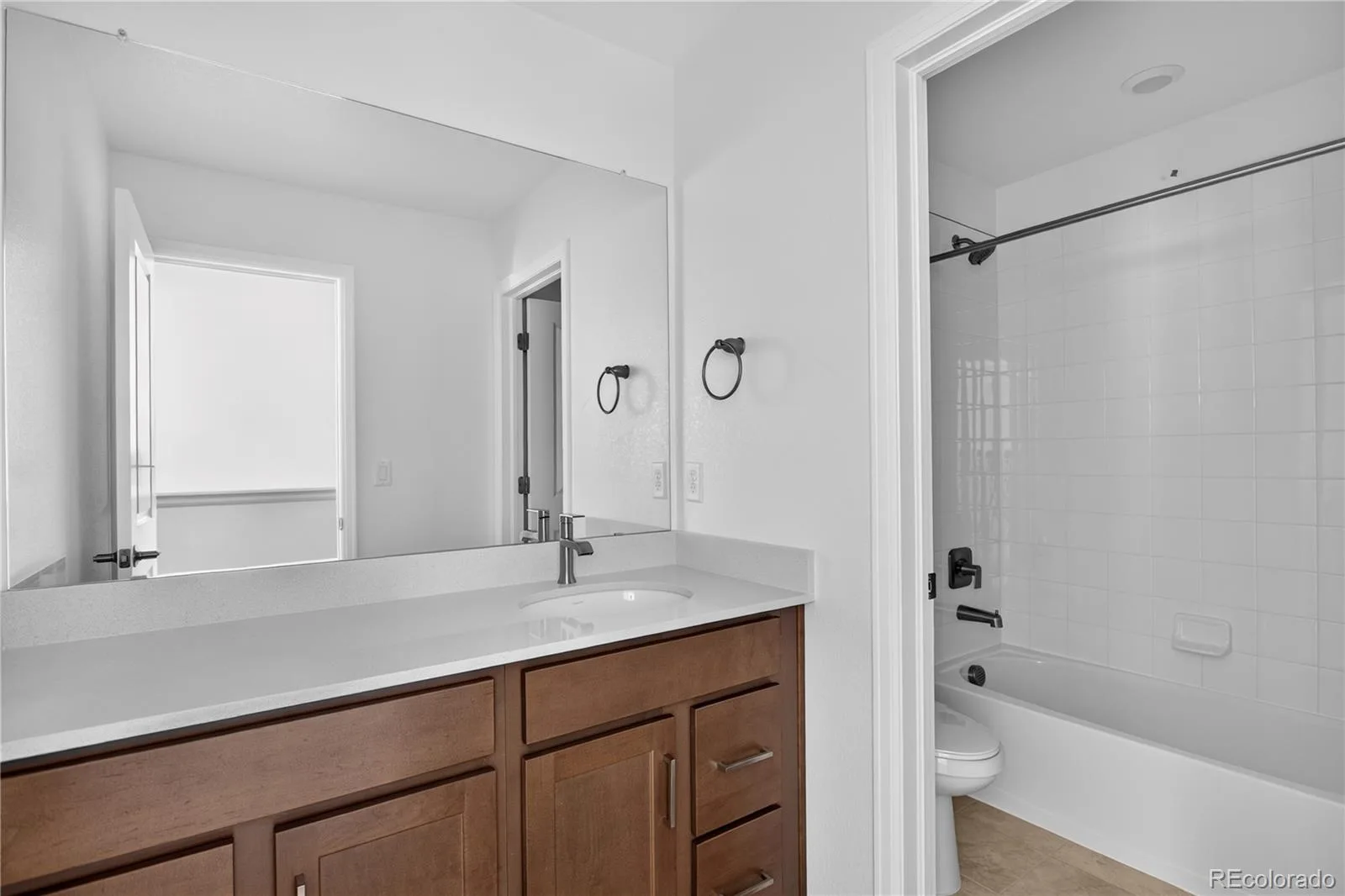 8722 Whiteclover Street Littleton CO 80125 | MLS #REC6684961 06242026234515 1600 15