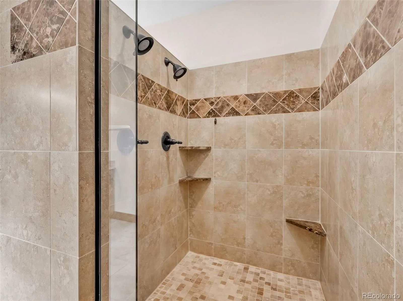 4166 S Castlewood Canyon Road Castle Rock CO 80104 | MLS #REC6686540 07072026202603 1600 15