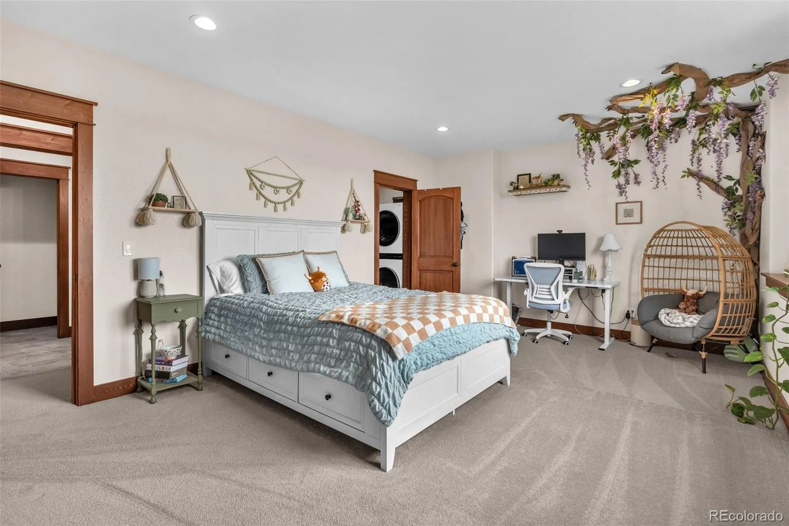 4166 S Castlewood Canyon Road Castle Rock CO 80104 | MLS #REC6686540 07072026202603 1600 27