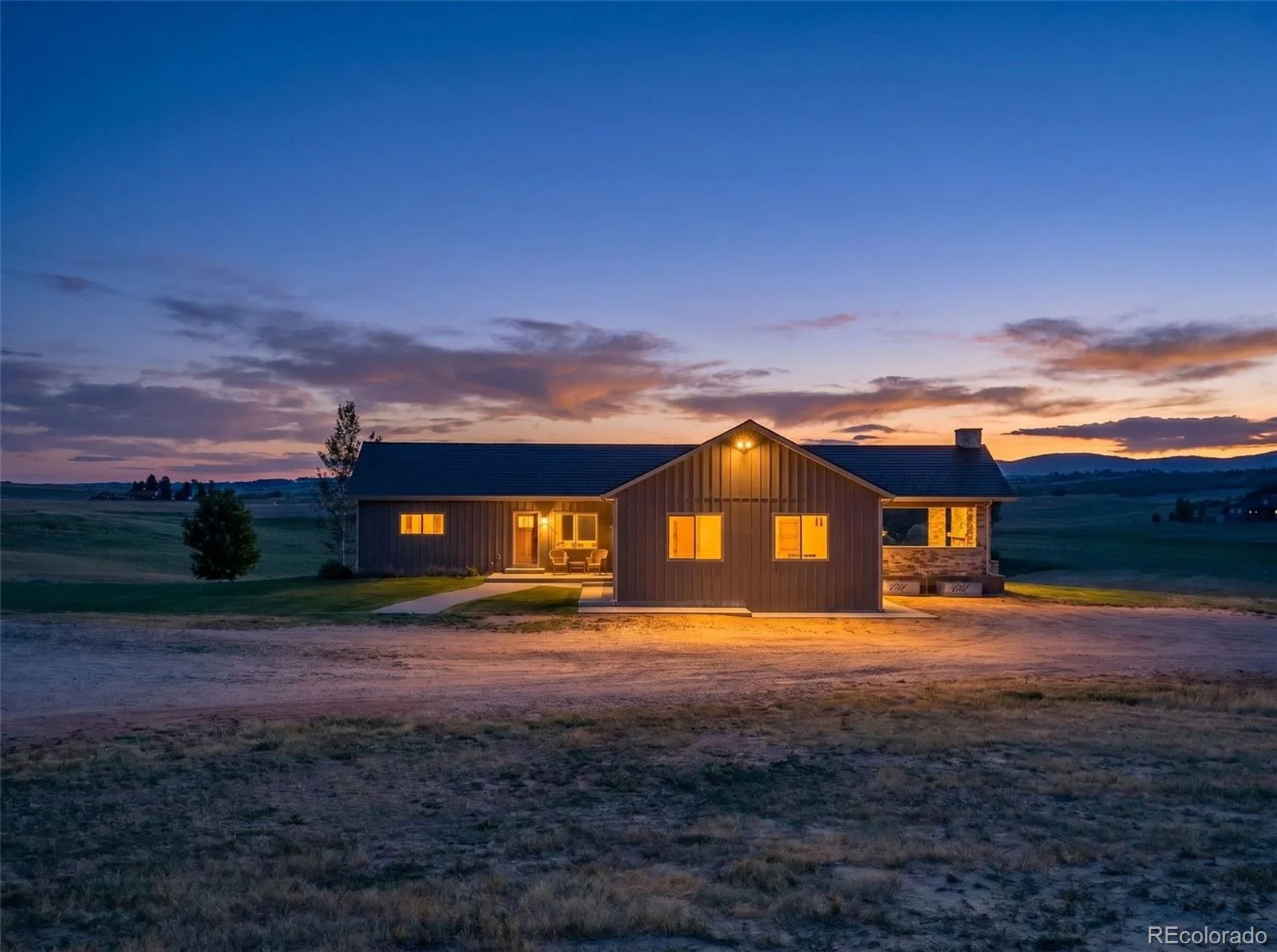 4166 S Castlewood Canyon Road Castle Rock CO 80104 | MLS #REC6686540 07072026202603 1600 44
