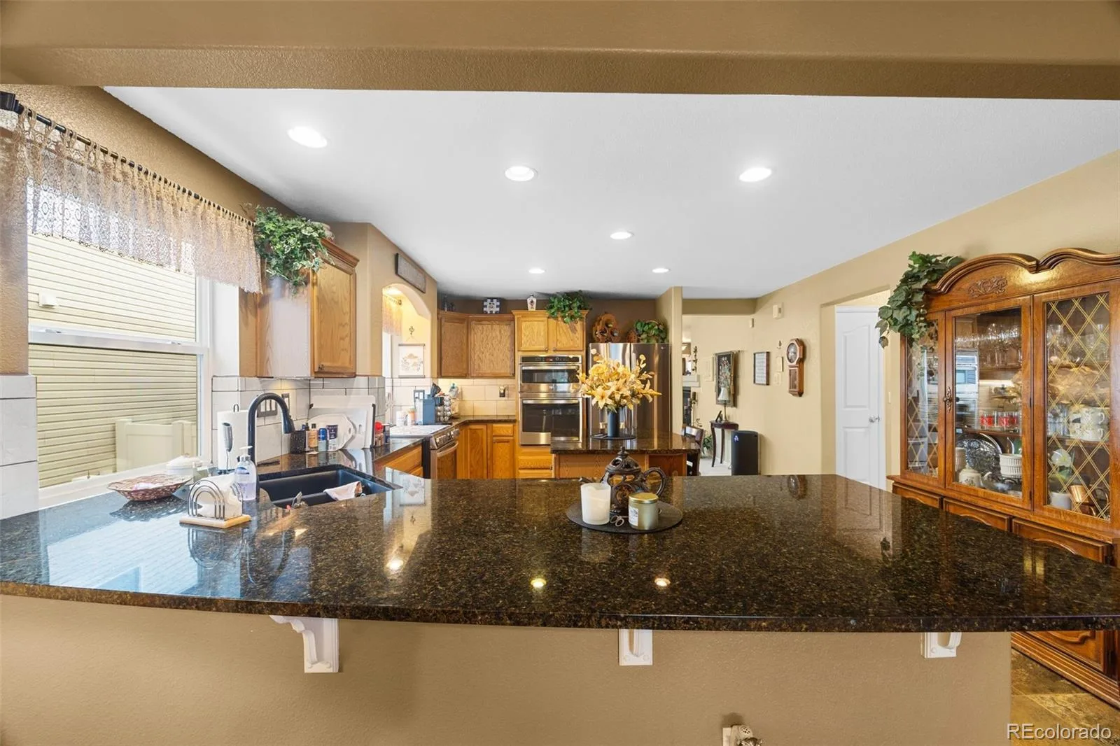 18944 Burlington Place Denver CO 80249 | MLS #REC6688545 09222026141110 1600 14