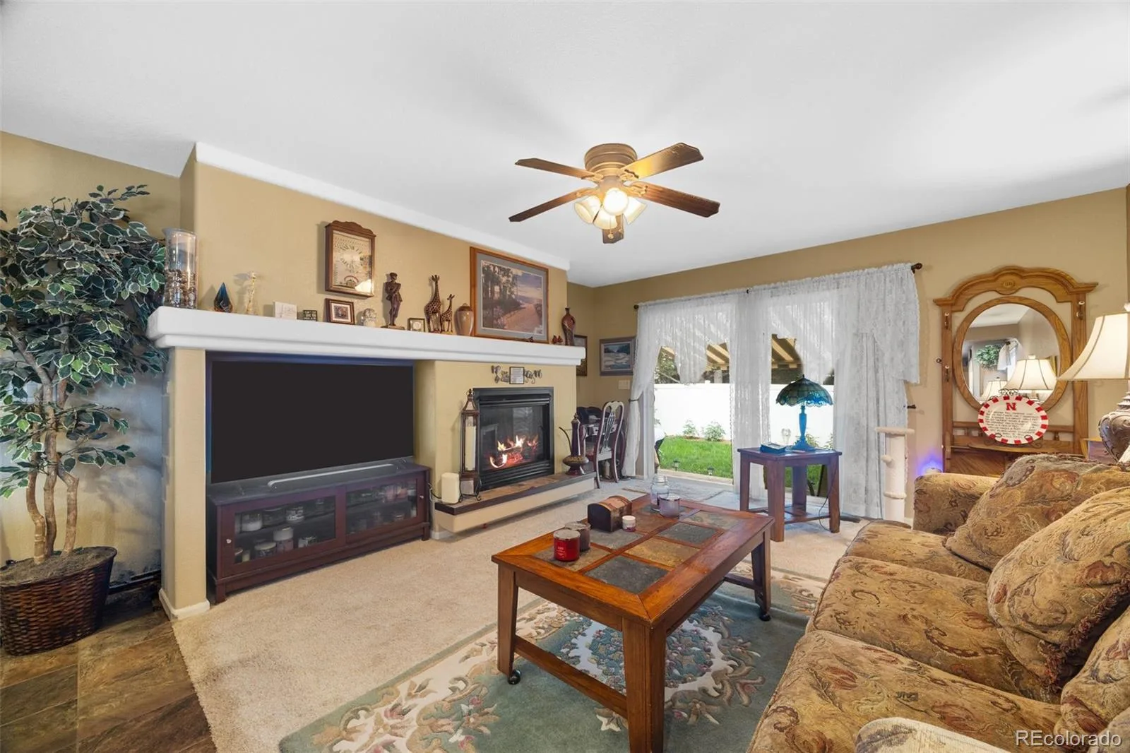 18944 Burlington Place Denver CO 80249 | MLS #REC6688545 09222026141110 1600 18