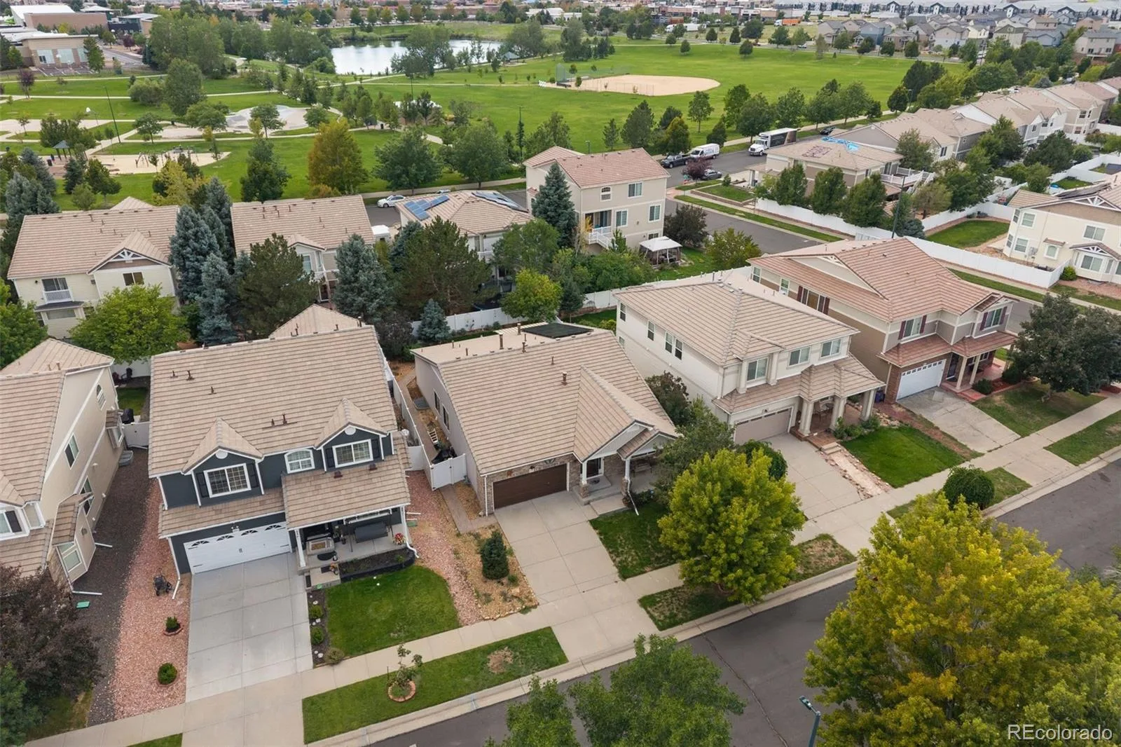 18944 Burlington Place Denver CO 80249 | MLS #REC6688545 09222026141110 1600 41