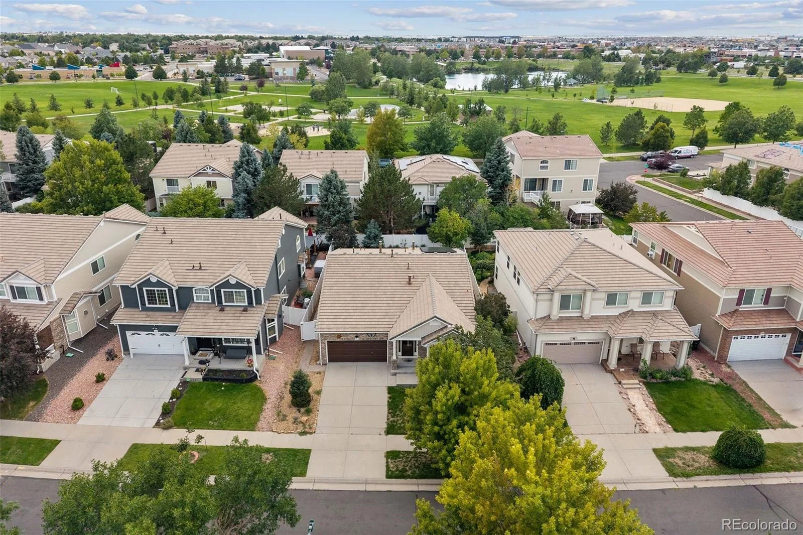 18944 Burlington Place Denver CO 80249 | MLS #REC6688545 09222026141110 1600 42