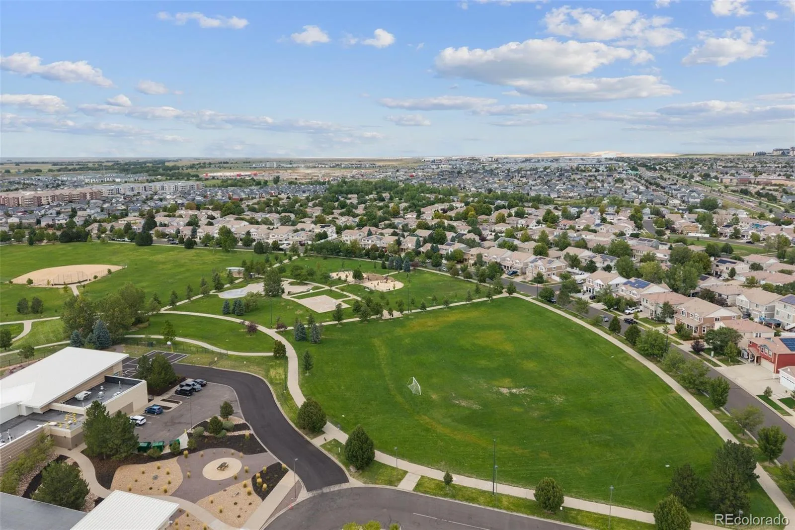 18944 Burlington Place Denver CO 80249 | MLS #REC6688545 09222026141110 1600 47