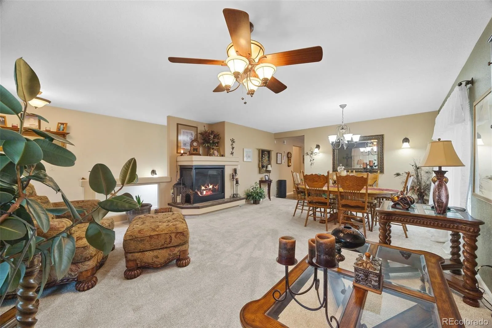 18944 Burlington Place Denver CO 80249 | MLS #REC6688545 09222026141110 1600 8