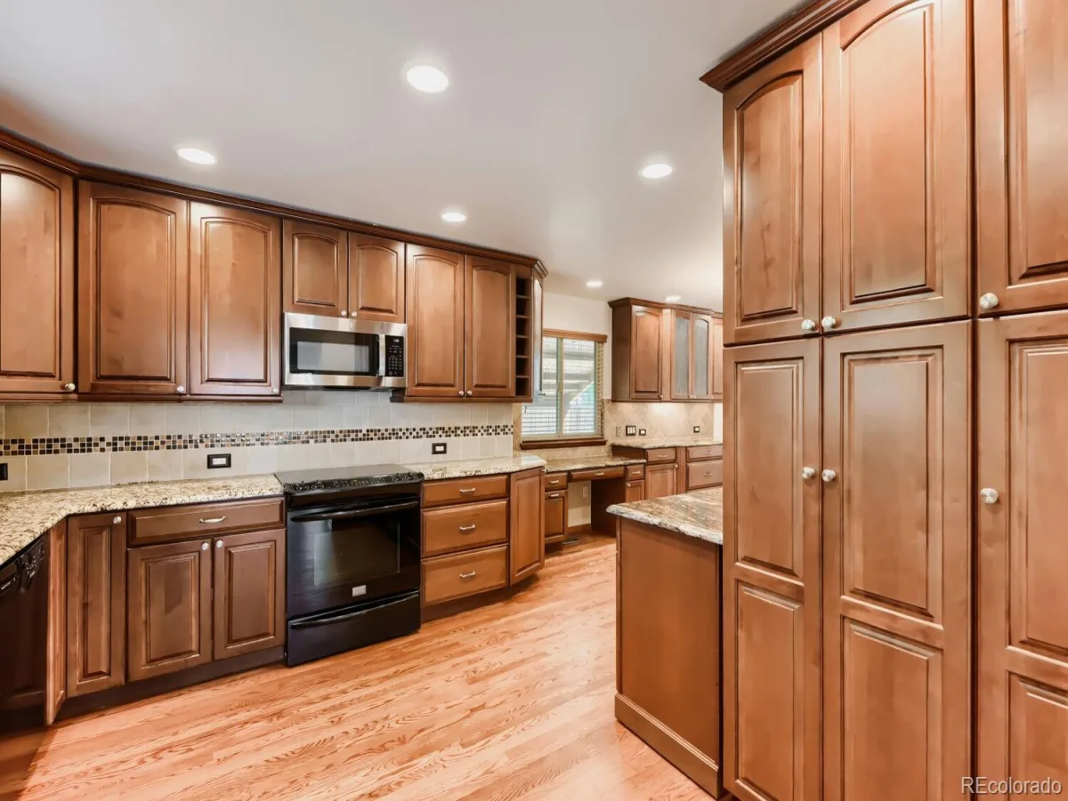 9848 Jellison Way Westminster CO 80021 | MLS #REC6688871 08172026215909 1200 5