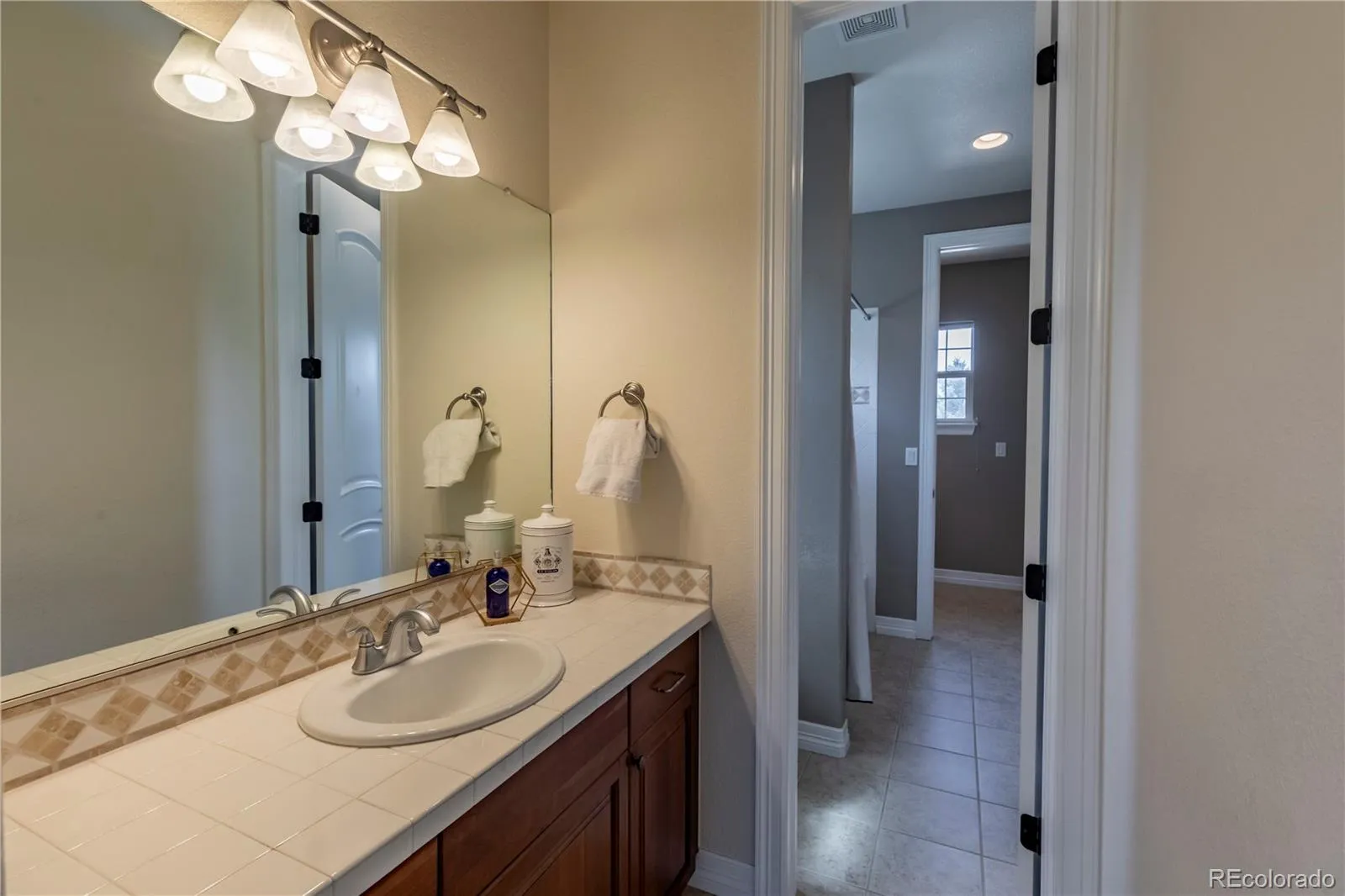 04062026144711 1600 25