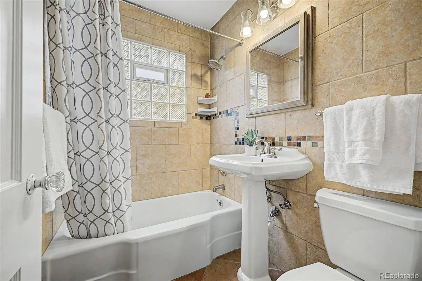 2494 S Cook Street Denver CO 80210 MLS #REC6689549 07032026005553 1600 25