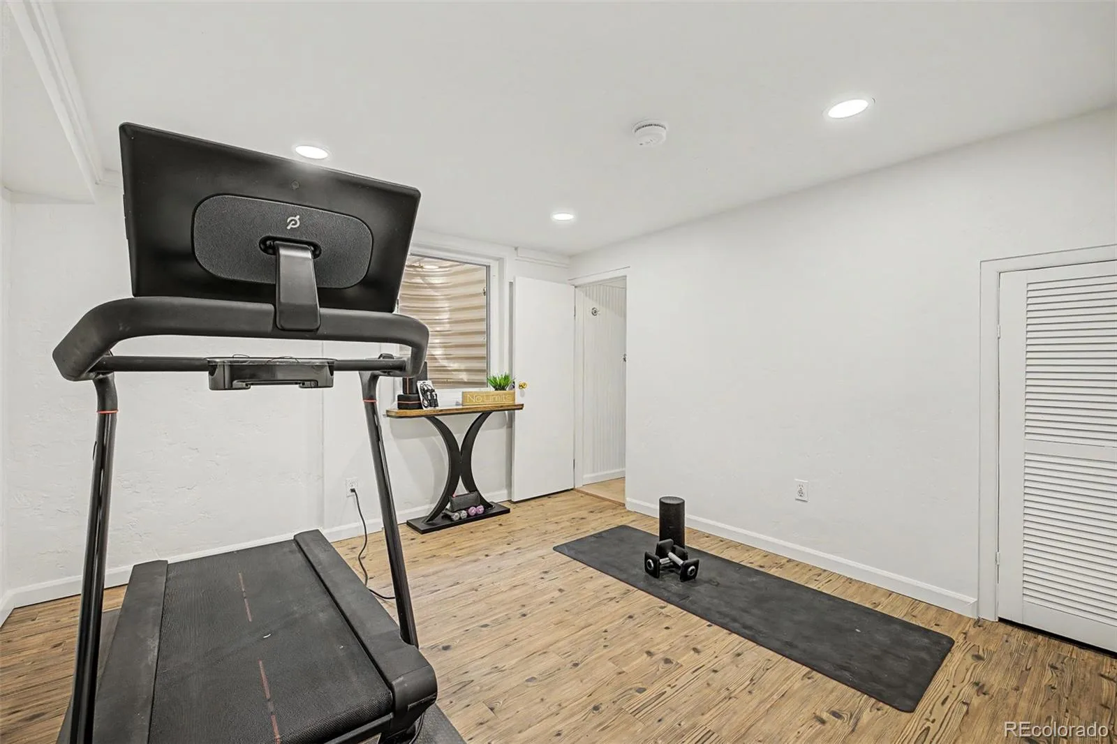 2494 S Cook Street Denver CO 80210 MLS #REC6689549 07032026005553 1600 29