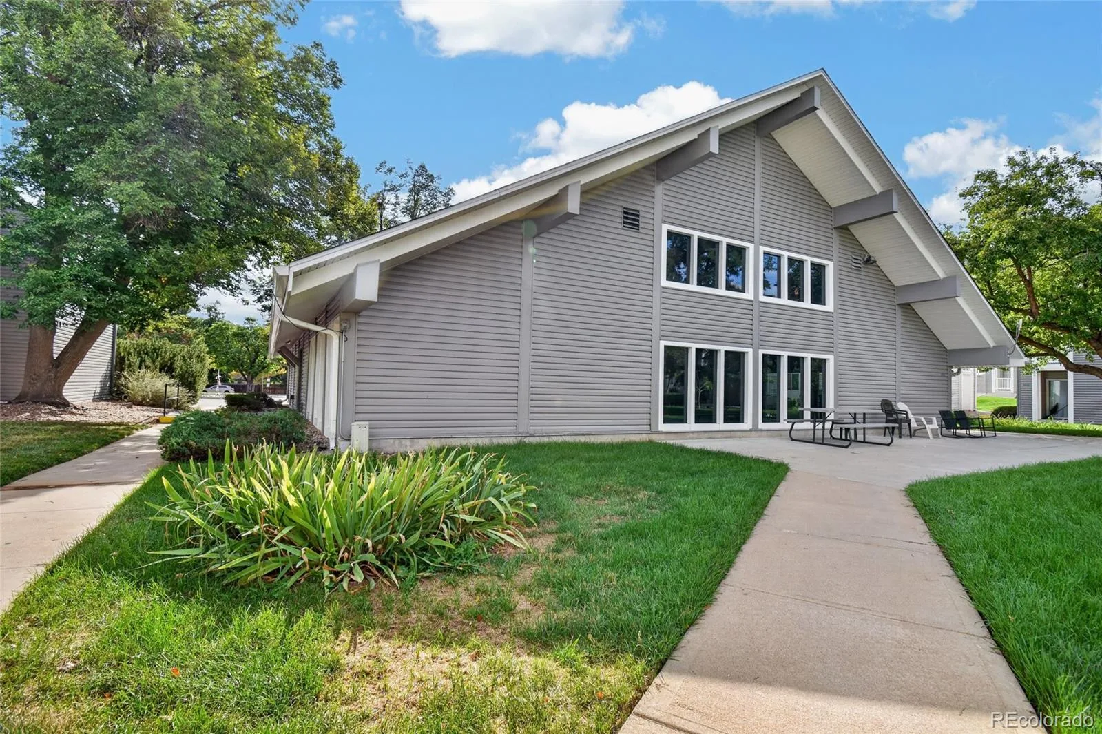 3309 S Monaco Street Parkway #A Denver CO 80222 | MLS #REC6690334 09252026010957 1600 27