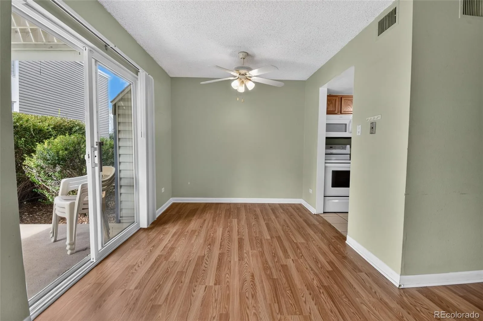 3309 S Monaco Street Parkway #A Denver CO 80222 | MLS #REC6690334 09252026010957 1600 7