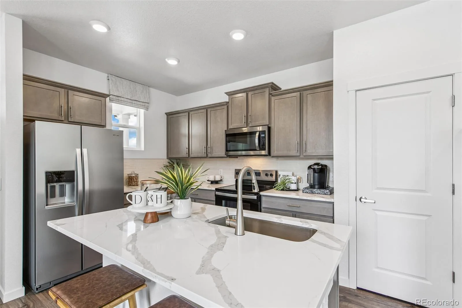 1410 S Boston Court #B Denver CO 80247 | MLS #REC6692396 08192026184338 1600 1