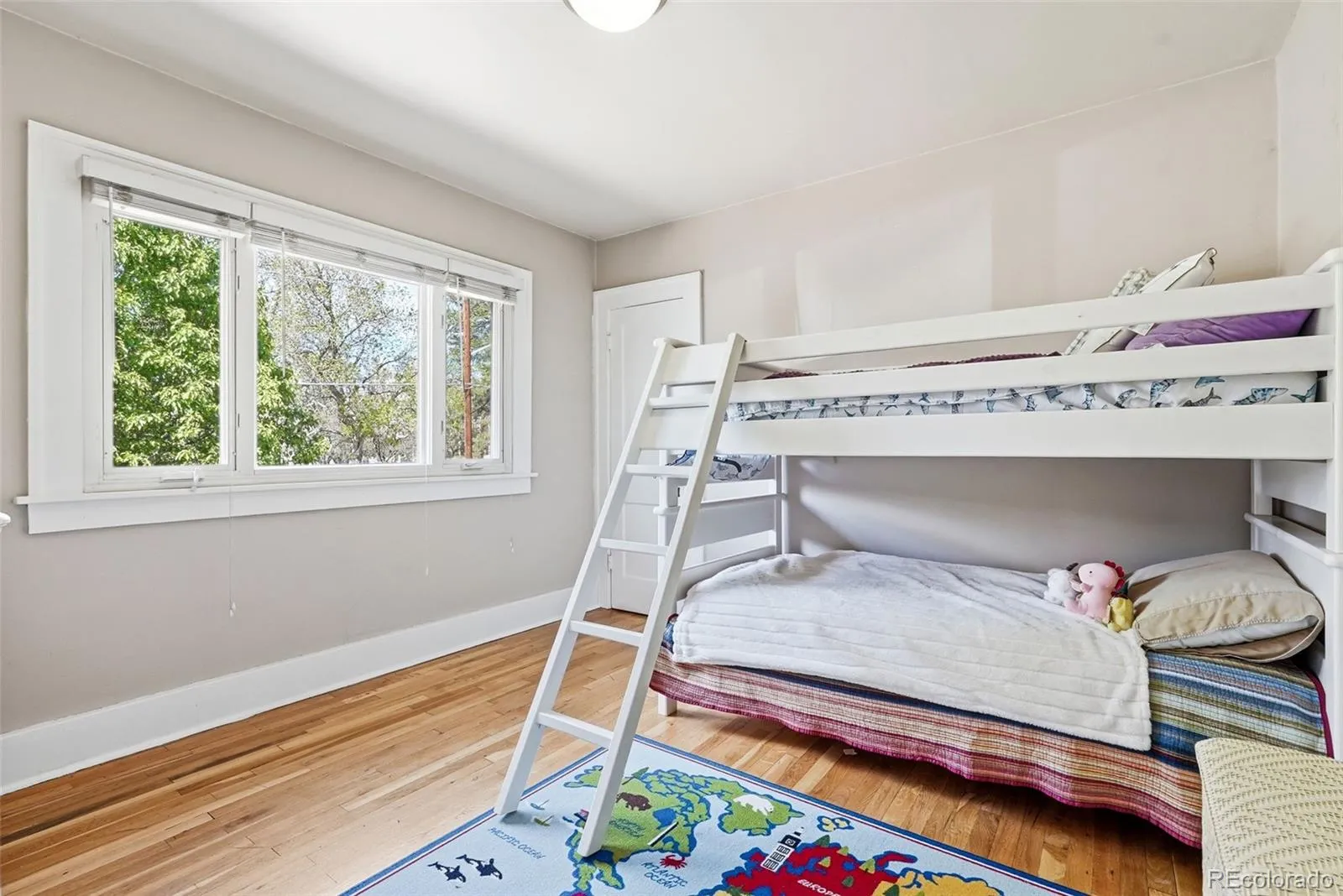 04222026230741 1600 15