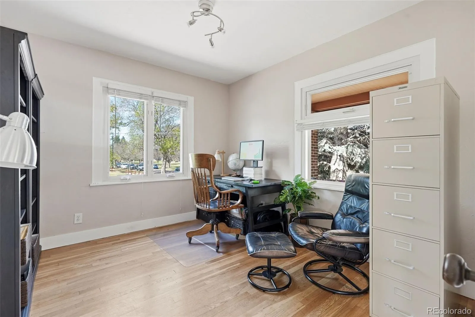 2391 Holly Street Denver CO 80207 MLS #REC6692848 05012026061648 1600 18