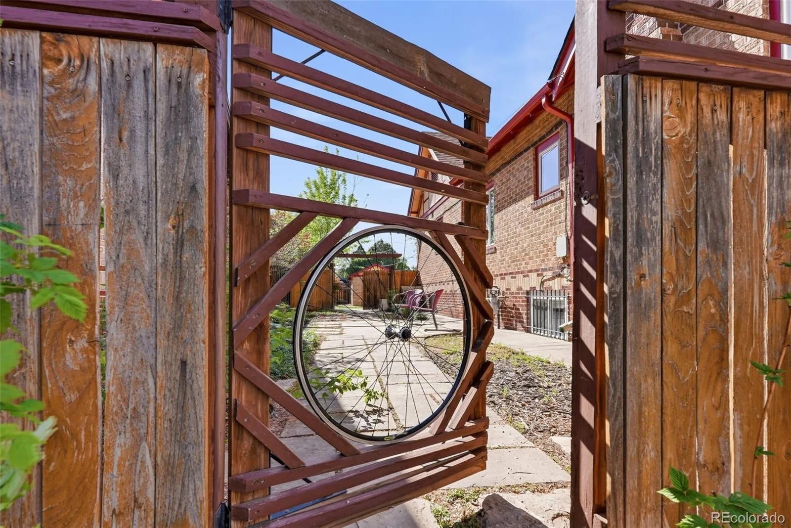 2391 Holly Street Denver CO 80207 MLS #REC6692848 05012026061648 1600 36