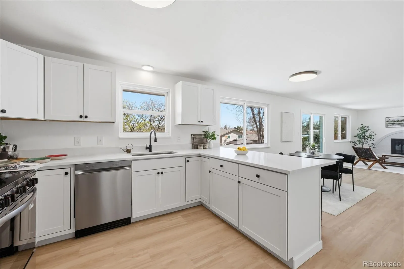 04042026170515 1600 14