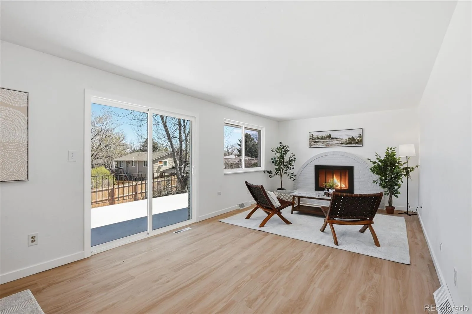 04042026170515 1600 17