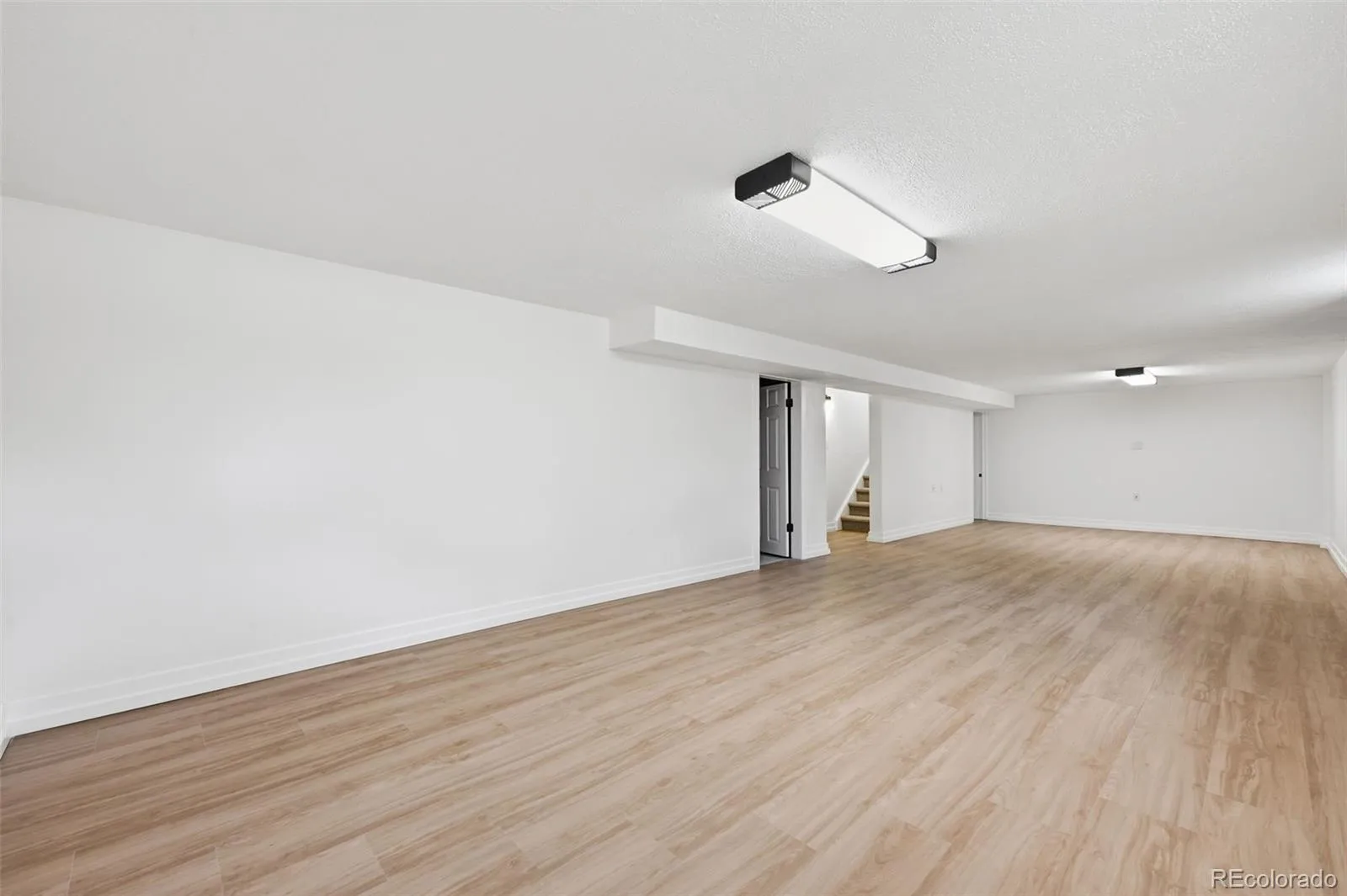 04042026170515 1600 32