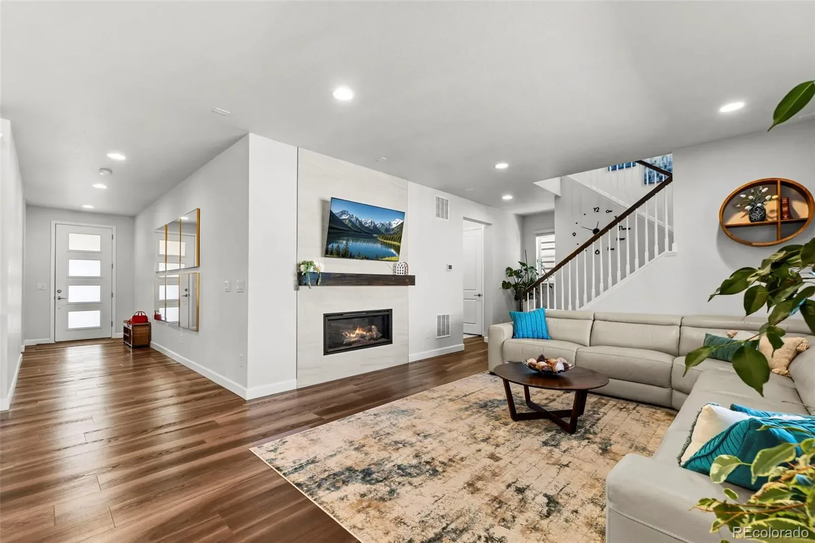 03242026165045 1600 16