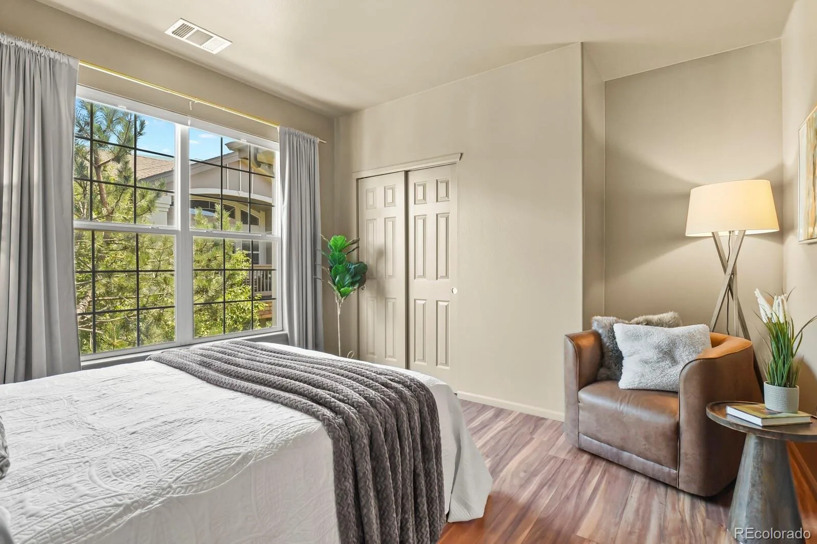 1561 Olympia Circle #305 #1561 Castle Rock CO 80104 | MLS #REC6696015 08232026203647 1600 28