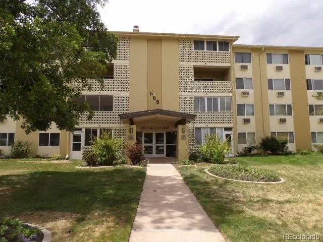 585 S Alton Way #10C Denver CO 80247 MLS #REC6696205 06032026145348 640 0